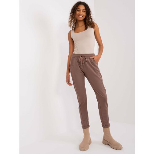 Fashion Hunters Brown basic sweatpants with pockets from Aprilia Cene