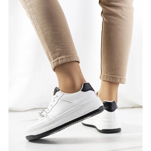 Gemre White sneakers with chain Maring Slike