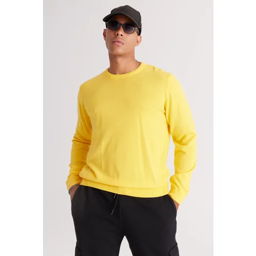 AC&Co / Altınyıldız Classics Men's Yellow Standard Fit Normal Cut Crew Neck Sweater.