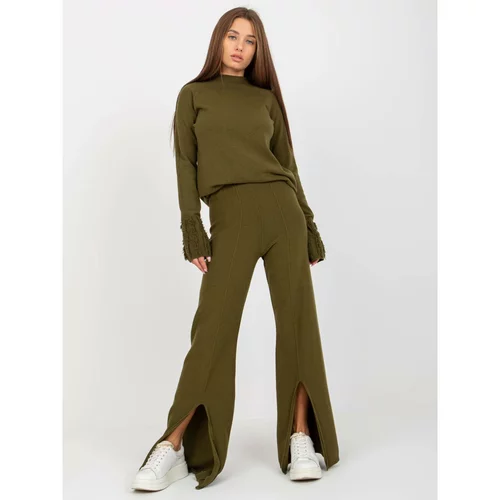 Fashion Hunters Khaki knitted trousers with a slit and an elastic waistband