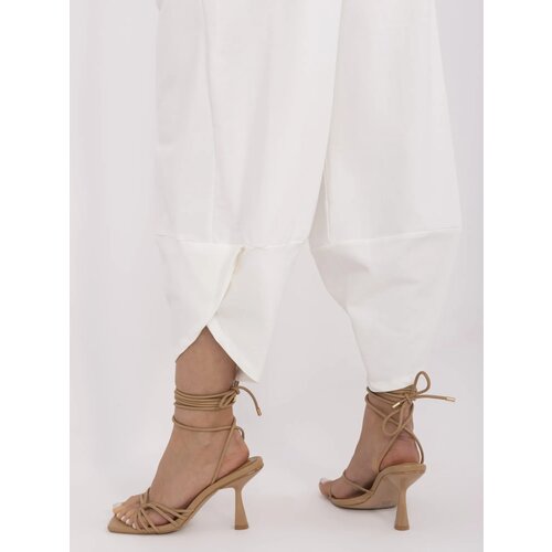 RELEVANCE Sweatpants-RV-DR-9719.86-ecru Cene
