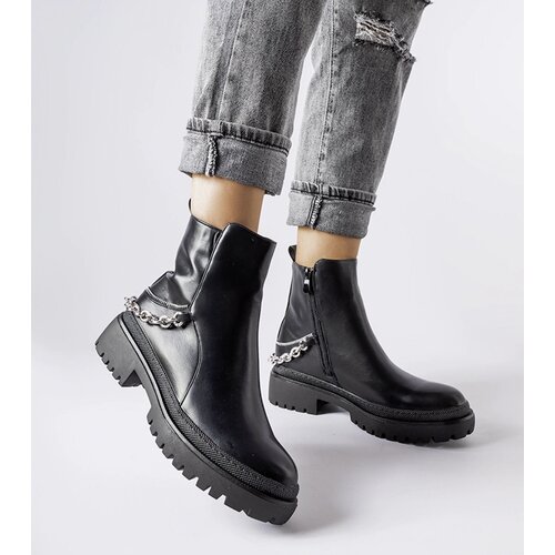 Gemre Black ankle boots with chain Muqaddim Cene