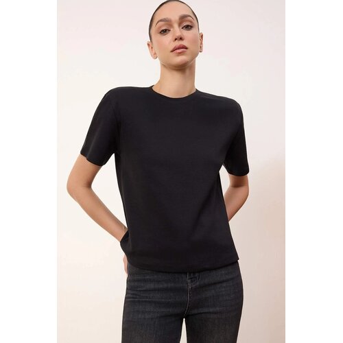 TRENDYOLMILLA Ženska majica TWOSS26TS00005, Crna Cene