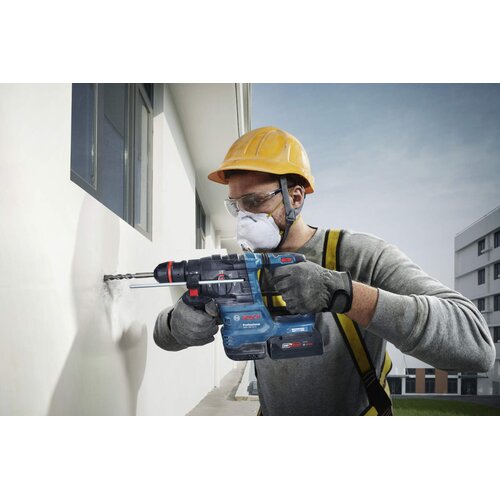 Bosch akumulatorski elektro-pneumatski čekić za bu&amp;scaron;enje sa onechuck gbh 18V-22 x 0611924100 Slike