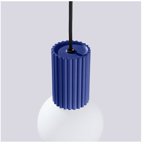 Nice Lamps Temno modra viseča svetilka s steklenim senčilom &amp;oslash; 12 cm Orbital &amp;ndash; Slike