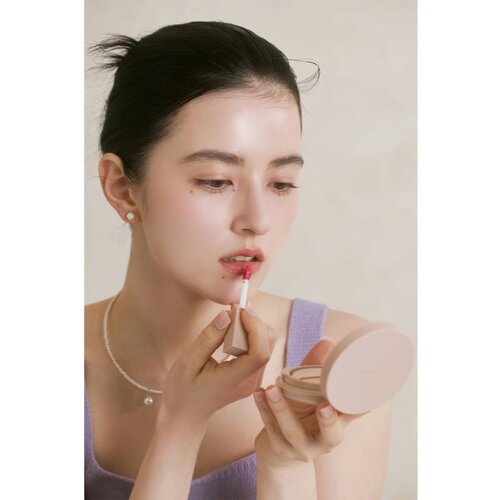 Thim Satin Lip Glaze dugotrajno sjajilo za usne s hidratantnim učinkom nijansa 04 Blushed 6 g Slike