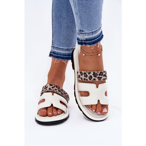 VINCEZA Ladies Leather Sandals With Velcro Leopard Cene