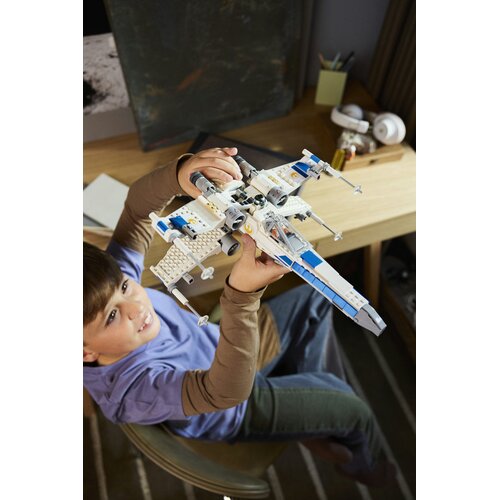 Lego star wars - x-wing starfighter nove republike (75460) Slike