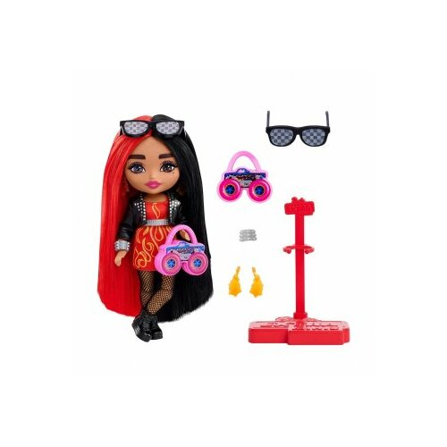 Barbie extra minis sa crveno-crnom kosom Slike