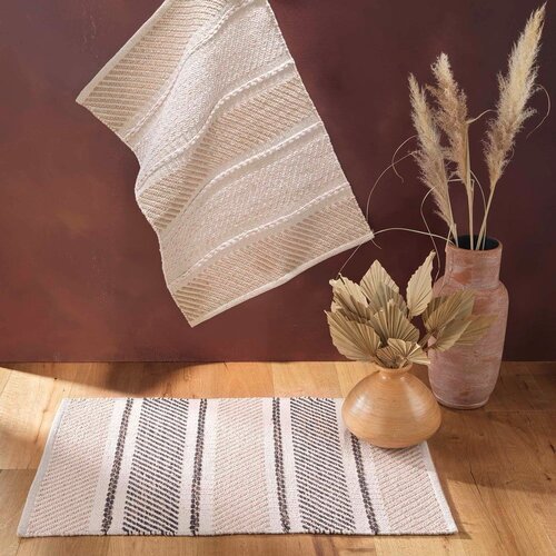 Douceur d int&amp;eacute;rieur Kremno bela pralna preproga 60x90 cm Silves &amp;ndash; Slike