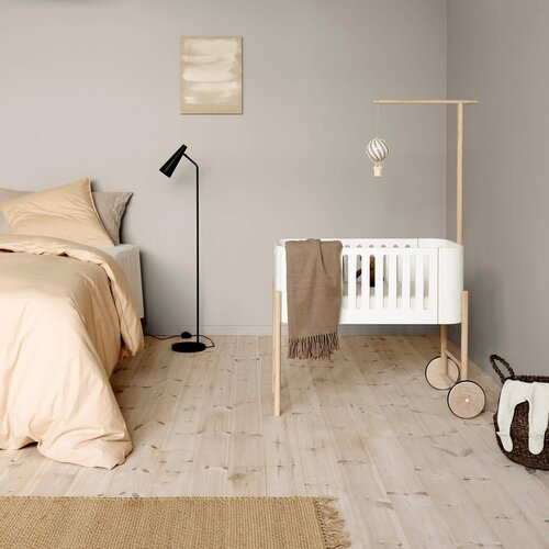 Oliver Furniture&amp;reg; dječji krevetić co-sleeper 42x82 s uključenim kompletom za pretvaranje u klupu white/oak Slike
