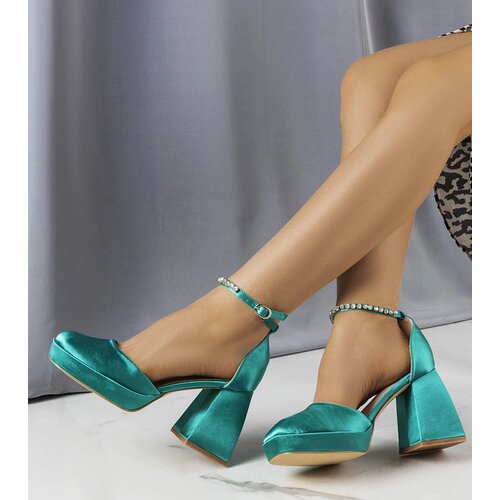 Gemre Green pumps embellished with rhinestones Jodi Slike