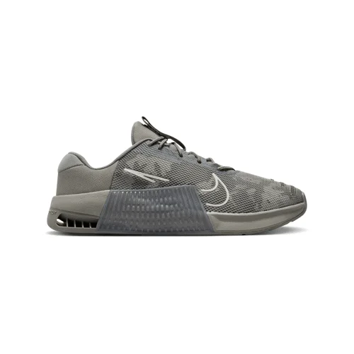 Nike Metcon 9 AMP moške športne superge, Dark Stucco/Light Bone/Flat Pewter - 44, (21510323)