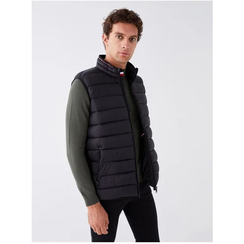 LC Waikiki Standard Mold Stand Collar Men's Puffer Vest