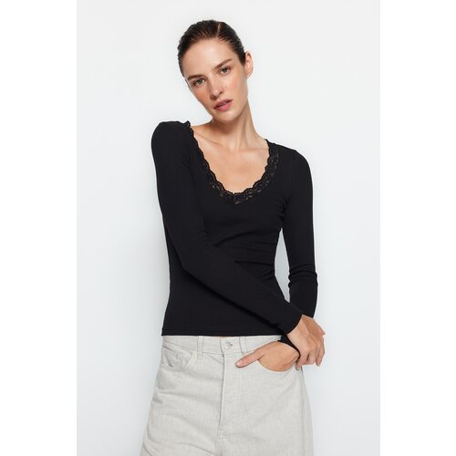 Trendyol Black V-Neck Lace Detail Ribbed Fitted/Situated Cotton Knitted Blouse in Cotton Slike