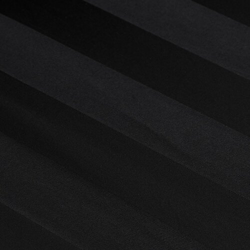 Catherine Lansfield Crna satenska plahta s gumom 150x200 cm So Soft Satin Stripe &amp;ndash; Slike