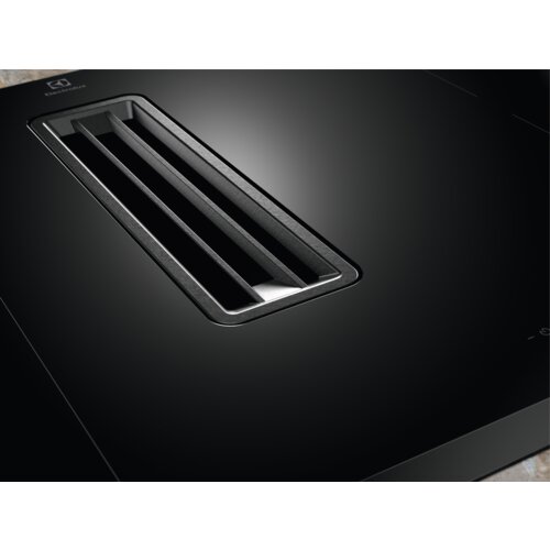 Electrolux Vgradna kuhalna plo&amp;scaron;ča z integrirano napo ECC8344 - - črna - &amp;Scaron; x G: 810 x 520 mm - 18,2 kg - 24 - Avtera Slike