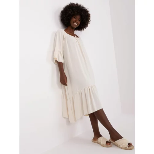 Fashion Hunters Light beige dress with frills and 3/4 sleeves