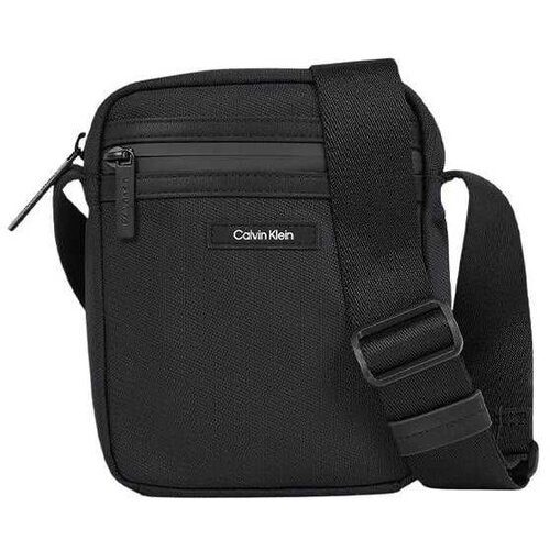 Calvin Klein crna muška torbica CKK50K512772-BEH Cene
