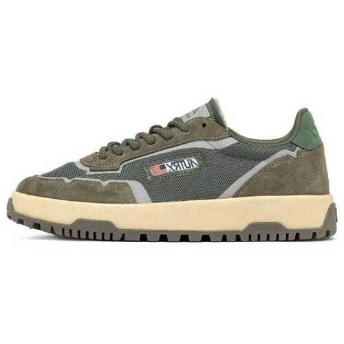 Autry Modne superge Wildpace Low Woman Green pisana Cene