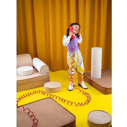 Wigiwama Rjava otro&amp;scaron;ka sedežna garnitura iz rebrastega žameta 132 cm Settee &amp;ndash; Slike