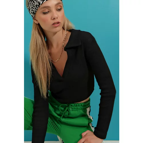 Trend Alaçatı Stili Women's Black Polo Neck Corduroy Soft Textured Crop Blouse