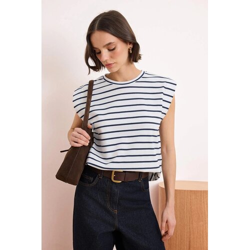 TRENDYOLMILLA Ženska majica TWOSS20TS0021, Bela Cene