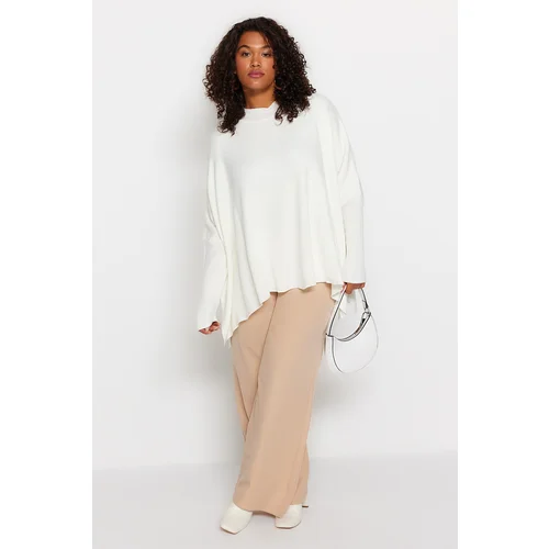 Trendyol Curve Plus Size Sweater - White - Relaxed fit