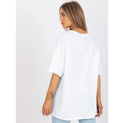 Fashion Hunters White and green oversize t-shirt with an application