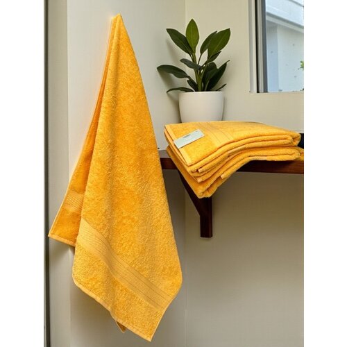  Pe&scaron;kir ClasSic Soft 70x140cm Yellow color ( VLK000950-vestioyelow ) Cene