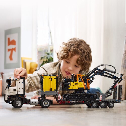 Lego Igračka Volvo FMX kamion sa elektr. bagerom EC230 Slike