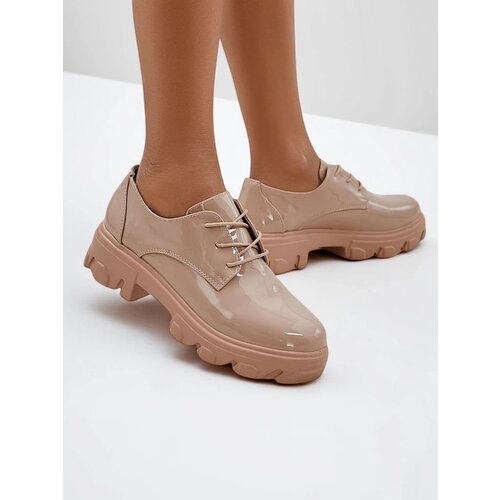 Resti Women's shoes with a thicker sole Gofey Cene