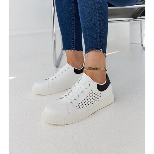 D/CEO White trainers Justar Cene