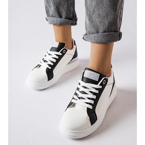 D/CEO White trainers Justar Slike