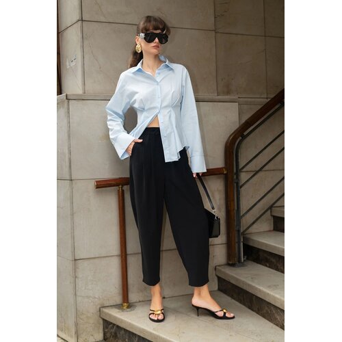 TRENDYOLMILLA Ženske pantalone TWOSS25PL00126, Crne Cene