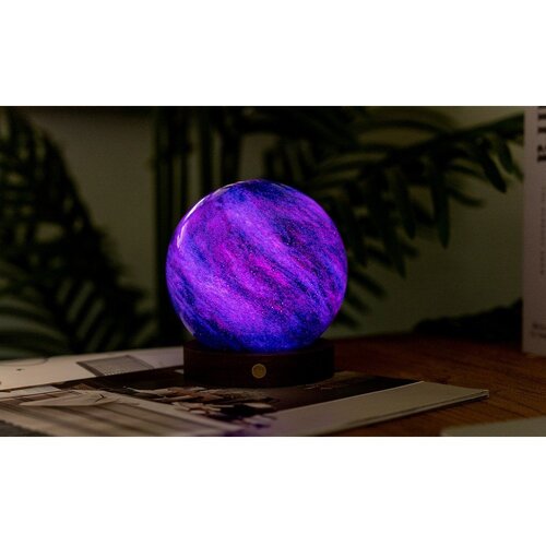 Gingko LED namizna svetilka v temni naravni barvi s steklenim senčilom (vi&amp;scaron;ina 13 cm) Galaxy Breeze &amp;ndash; Slike