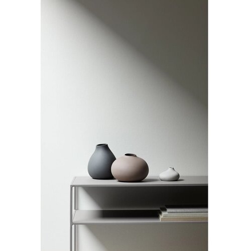 Blomus Bela porcelanasta vaza (vi&amp;scaron;ina 13 cm) Nona &amp;ndash; Slike
