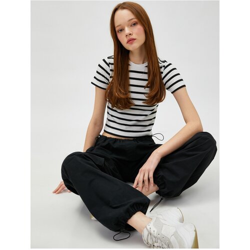 Koton Crop T-Shirt Crew Neck Short Sleeve Viscose Blend Slike