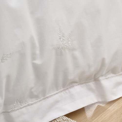 Bianca Bela enojna bombažna posteljnina 135x200 cm Lottie Floral Embroidery &amp;ndash; Slike