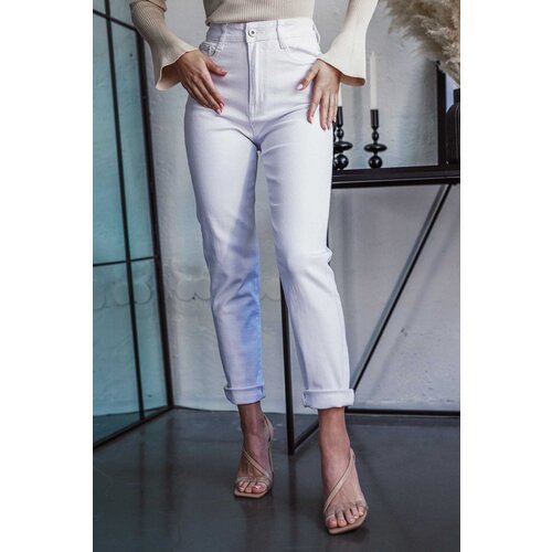 Beloved Georgia mom fit jeans hlače bele Cene
