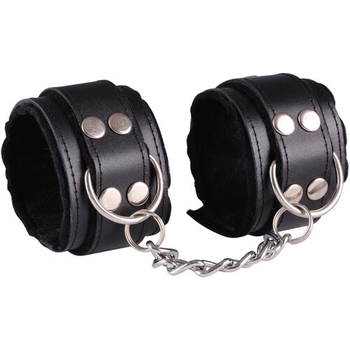 Dominate Me Leather Handcuffs D12 Black-Black Cene
