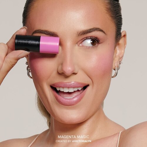 Nudestix Nudies Matte + Glow Core večnamensko ličilo za oči, ustnice in obraz odtenek Magenta Magic 6 g Slike