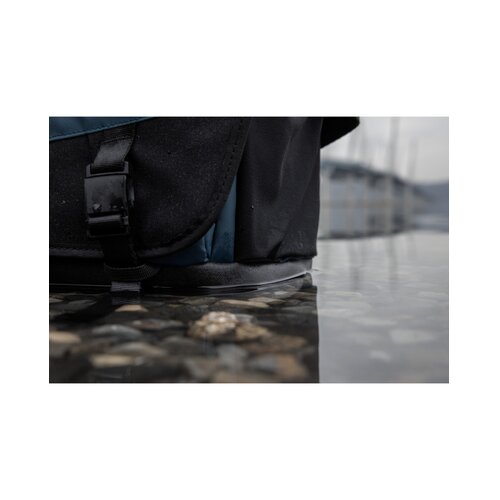 Tenba DNA 13 DSLR Messenger Bag &amp;mdash; Blue Slike