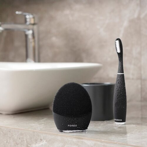 Foreo Issa™ 3 silikonska sonična zobna ščetka Black Cene