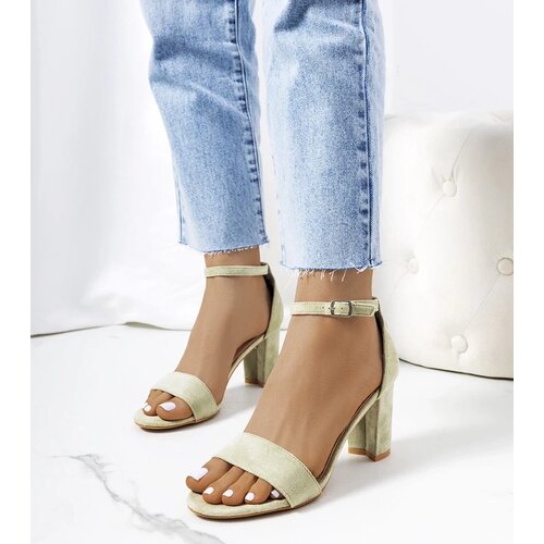D/CEO Yellow sandals Dolores Slike
