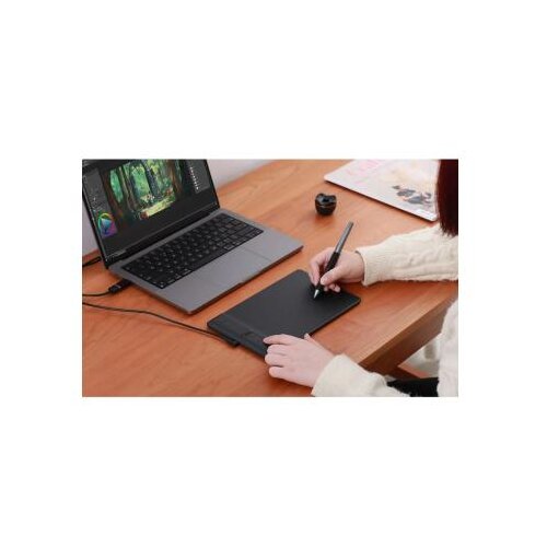 Huion inspiroy 2 s H641P black grafička tabla Slike