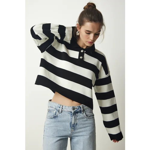  Women's Black and White Stylish Buttoned Collar Striped Crop Knitwear Sweater