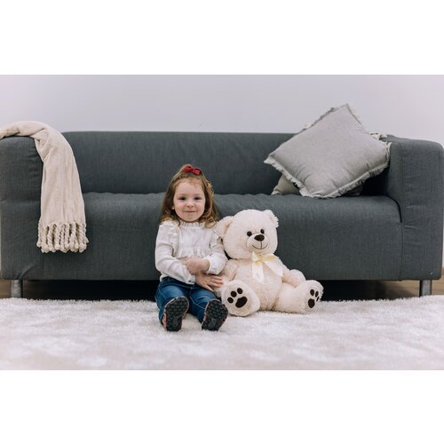 Free 2 Play pli&amp;scaron;asti medved Cuddly, 38 cm, beli Slike