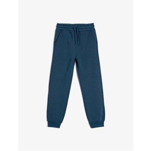 Koton Basic Jogger Sweatpants with Tie Waist, Pockets. Slike