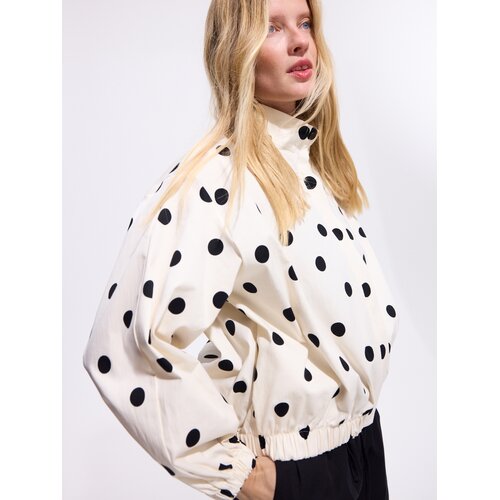 Reserved Jakna s točkicama - krem Cijene